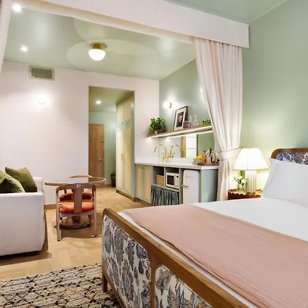 Palihouse Hyde Park Village